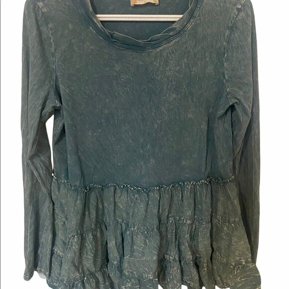 Women’s Altair’s State Distressed Teal Top • Medium - Picture 2 of 16